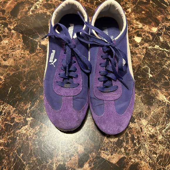 Puma Violet Athletic Shoes-size 6.5 - Picture 1 of 7